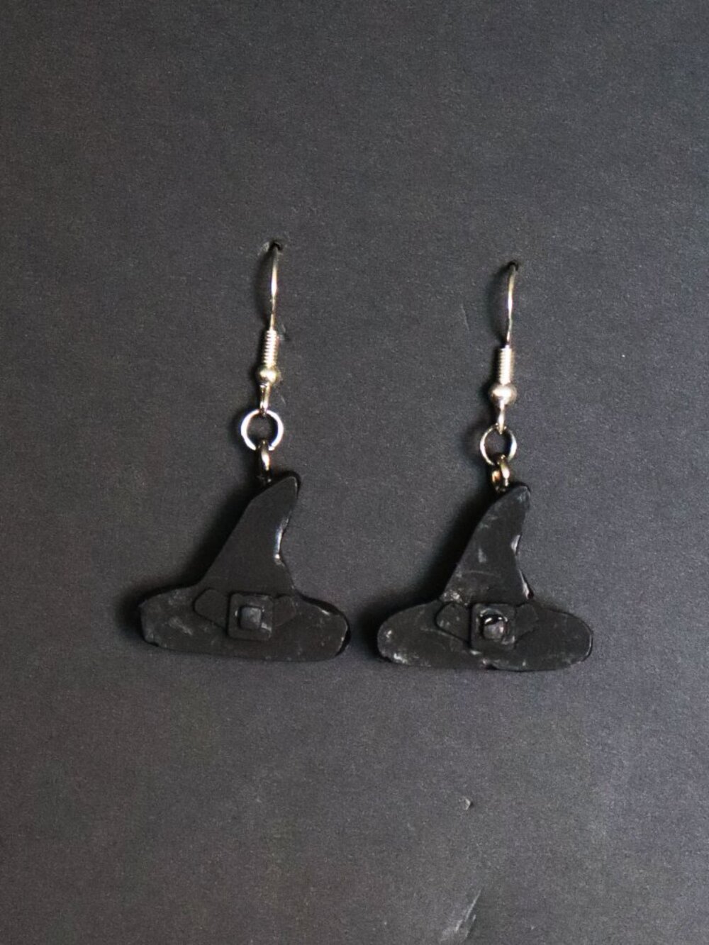🧡 Black Recycled Plastic Halloween Witch Hat Dangle Earrings